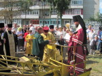 Єпископ Никодим освятив накупольні хрести Свято-Миколаївського храму