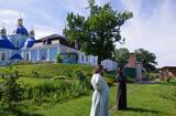 Архієпископ Никодим взяв участь у святкуванні шкільного ювілею в с. Дуліби, що на Волині.