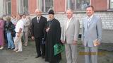 Благочинний благословив гімназистів і їхніх вчителів.