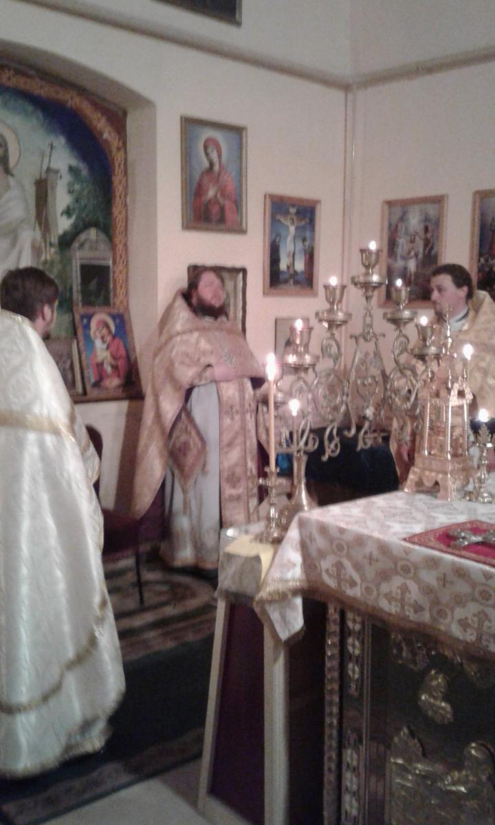 У Старосільцях служили першу нічну літургію