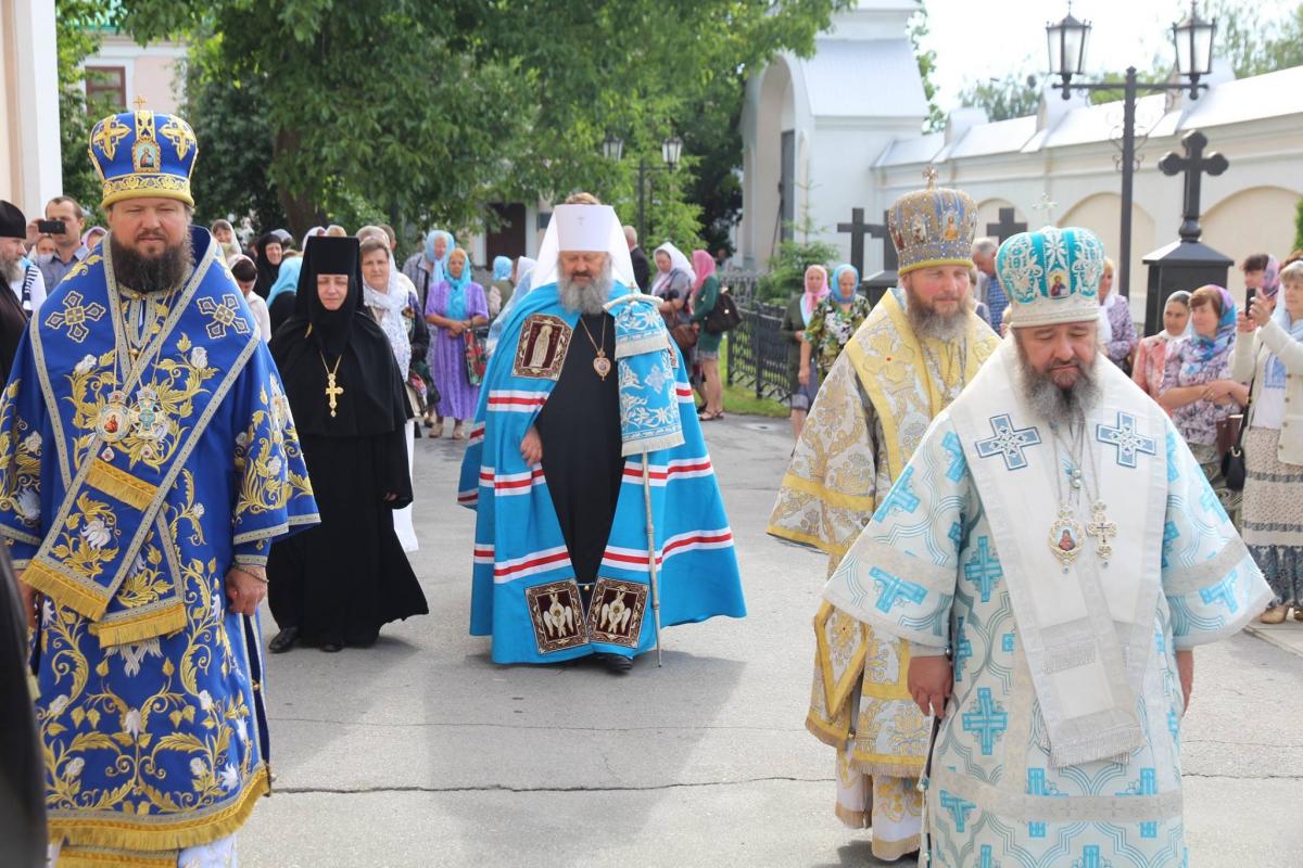 У Корецькому жіночому монастирі вшанували ікону Божої Матері!