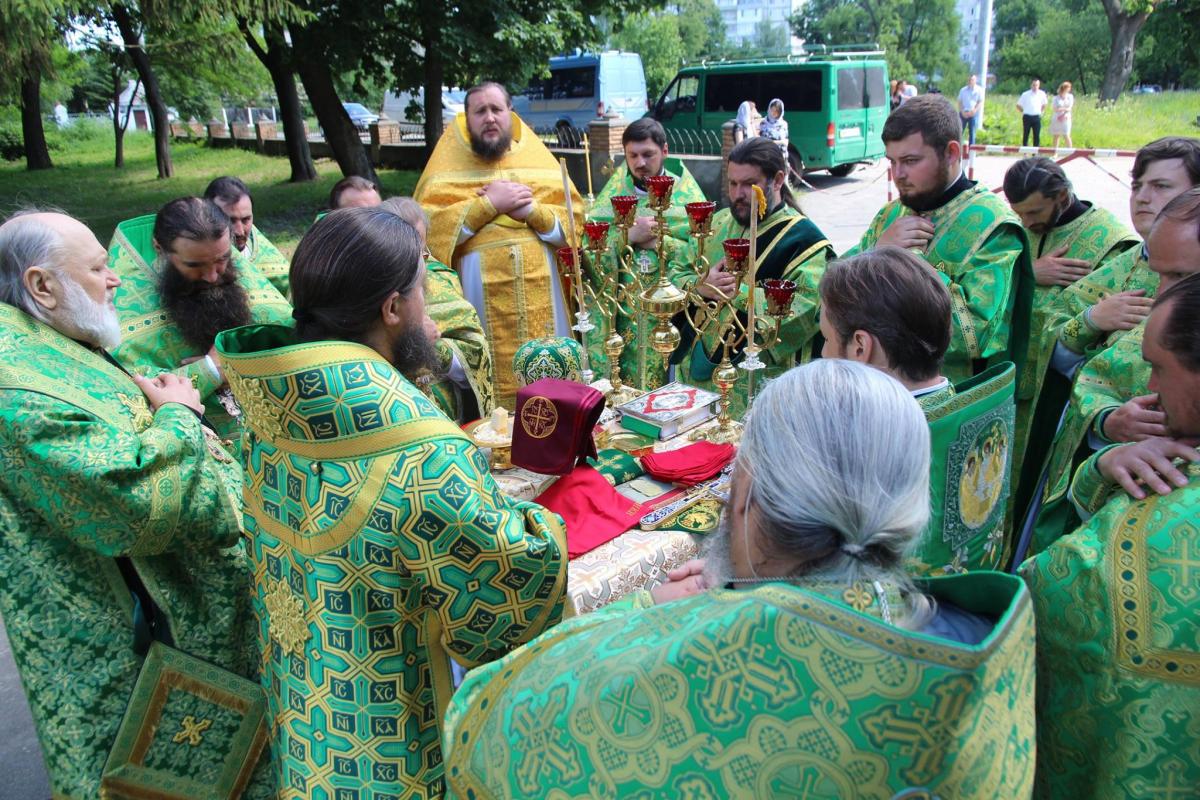 Архієпископ Никодим очолив Божественну літургію у Новоград-Волинському!