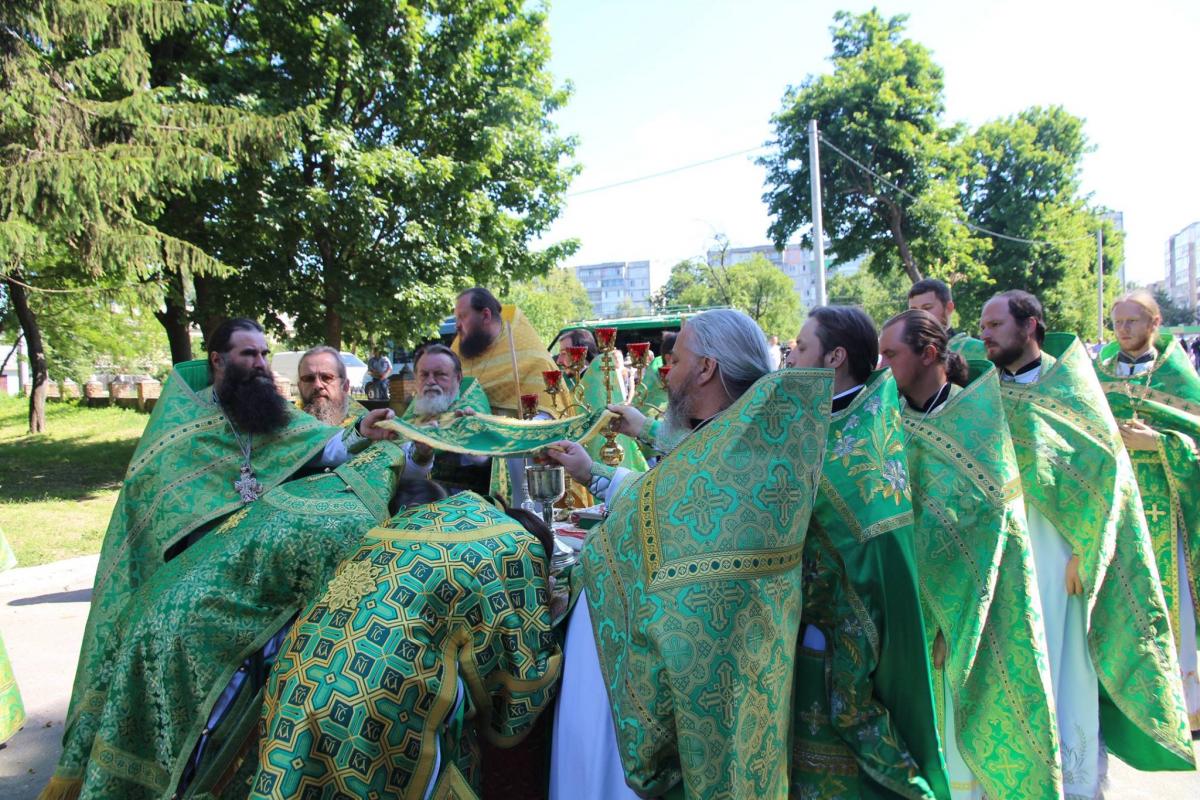 Архієпископ Никодим очолив Божественну літургію у Новоград-Волинському!
