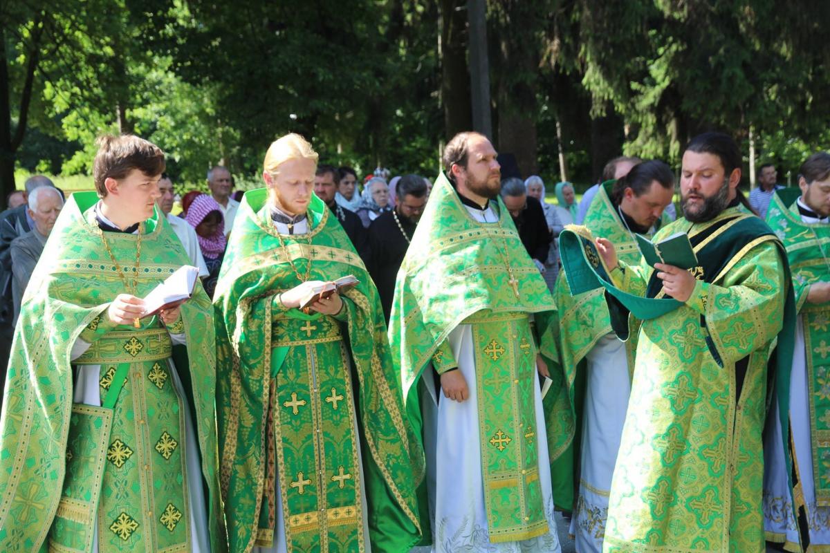 Архієпископ Никодим очолив Божественну літургію у Новоград-Волинському!