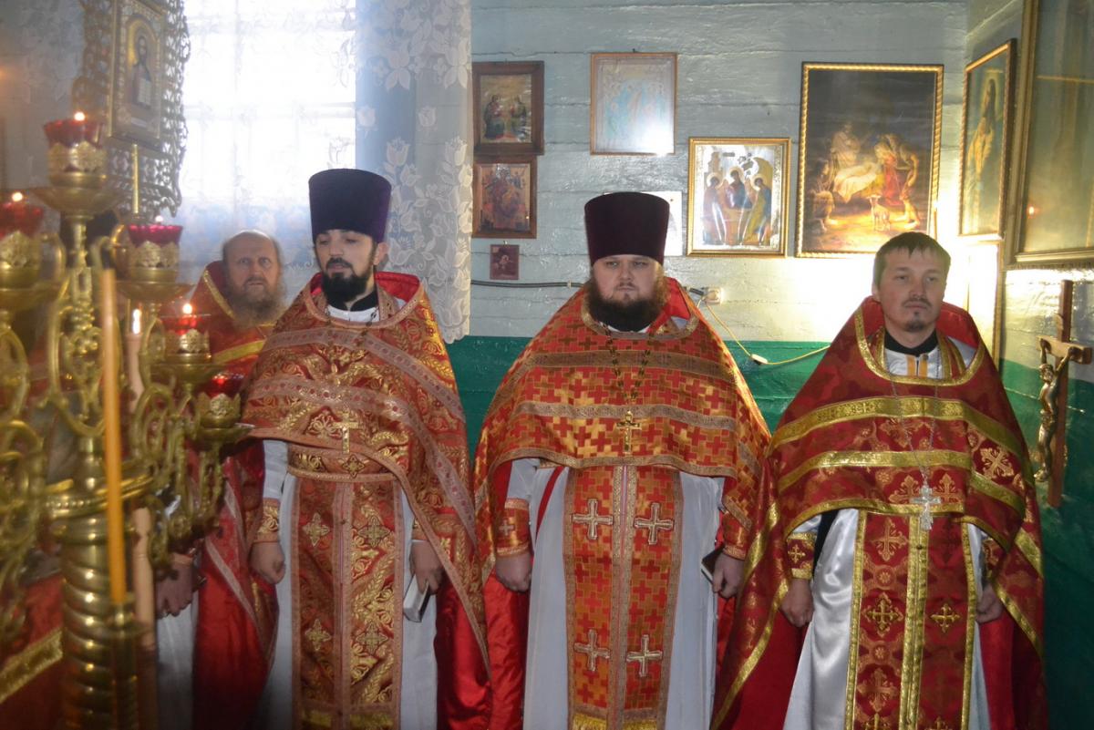 Свято в старовинному храмі Ружинщини