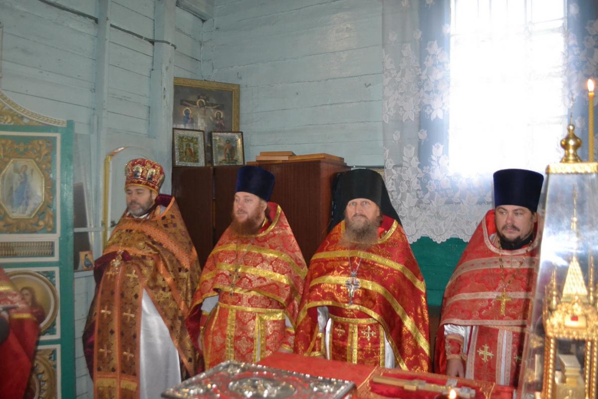 Свято в старовинному храмі Ружинщини