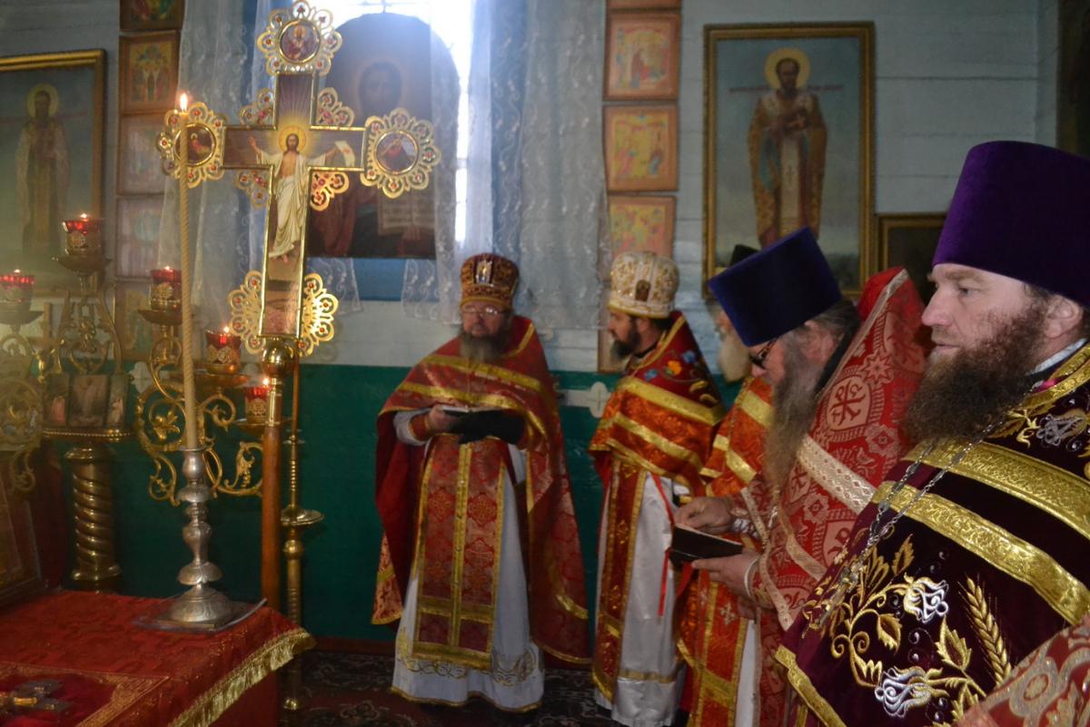 Свято в старовинному храмі Ружинщини