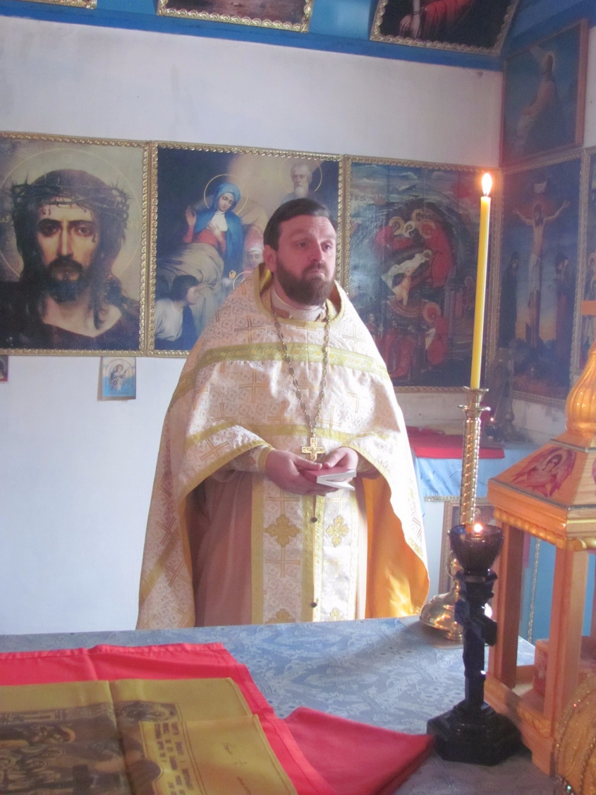 У РІЗДВЯНИЙ ПІСТ СВЯЩЕННИКИ ЧЕРНЯХІВСЬКОГО ОКРУГУ ПРИСТУПИЛИ ДО ТАЇНСТВА СПОВІДІ.