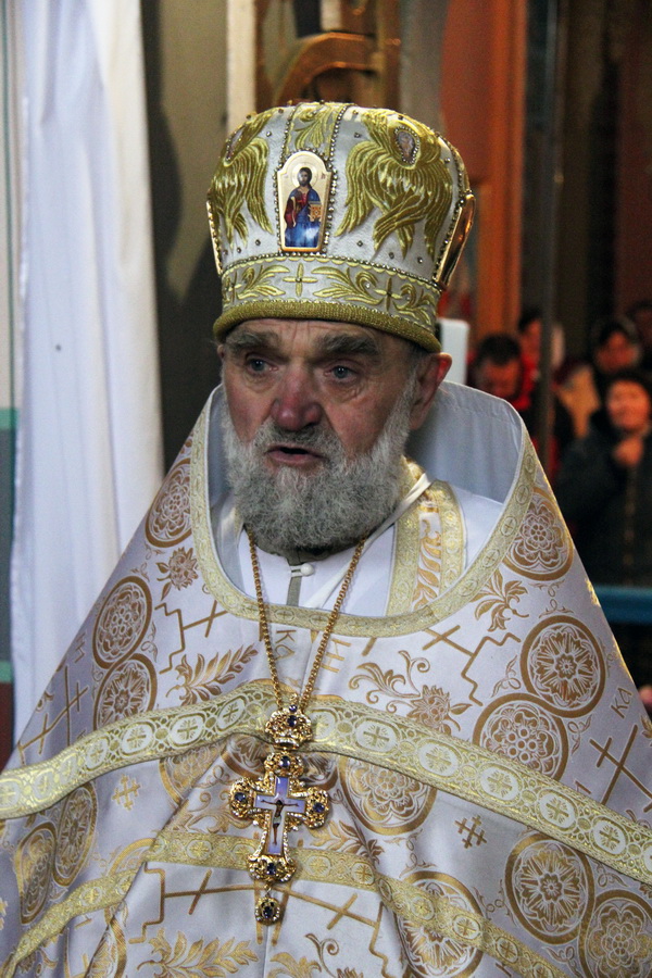 Настоятель Свято-Миколаївського храму с. Червоне молитвенно відзначив день свого 70-ліття.
