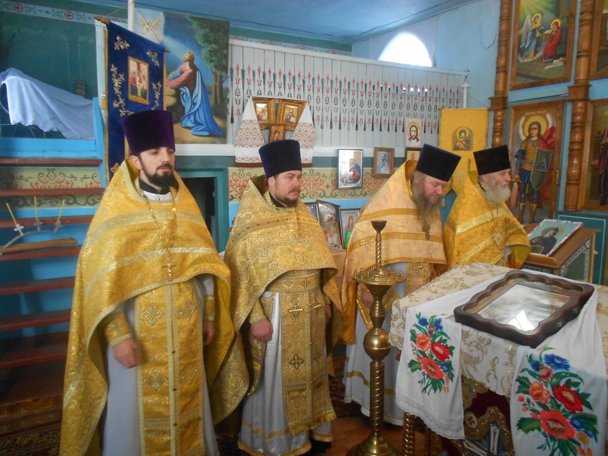 Сповідь священослужителів Ружинського благочиння.