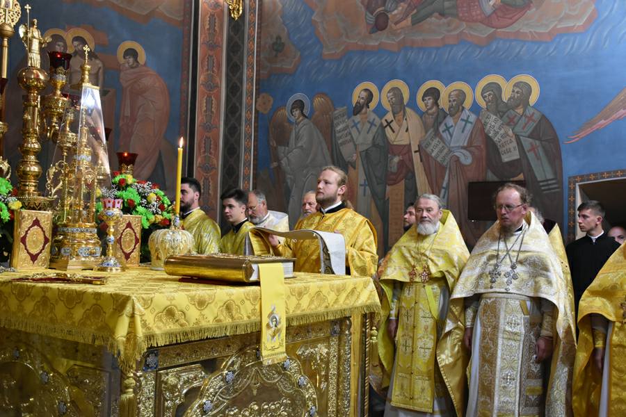 Вінниця. 10-річчя перебування Вінницького архіпастиря на ввіренній кафедрі!