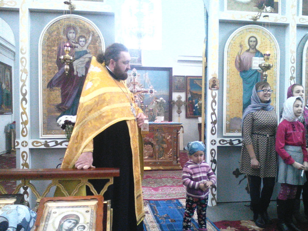 «Святий отче Миколаю моли Бога за нас»