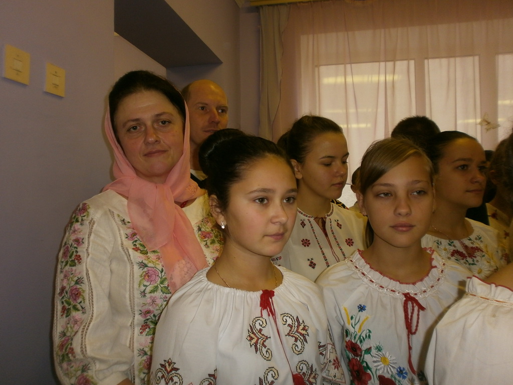 День вшанування пам’яті Преподобного Нестора Літописця: у школі села Маркушів пройшов IX районний фестиваль духовних піснеспівів «Душі криниця»
