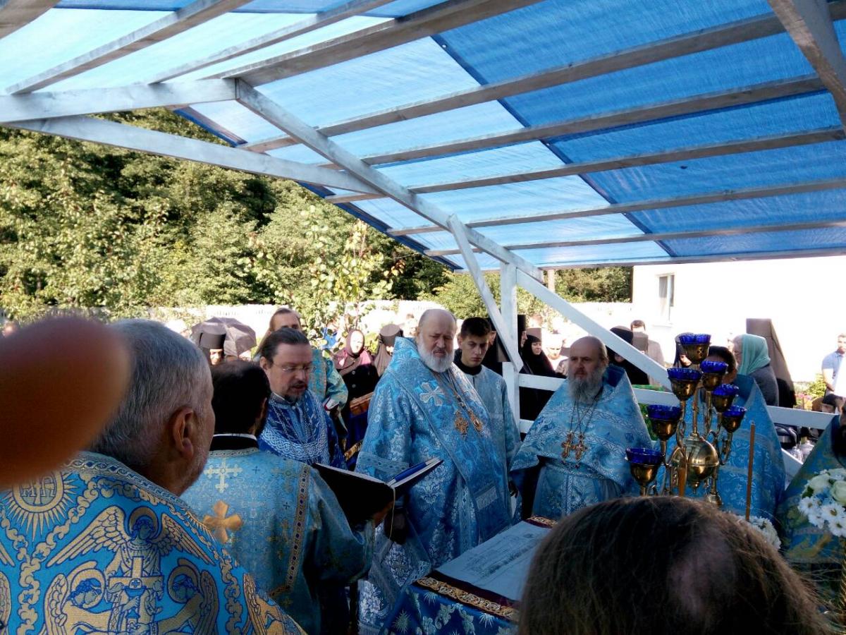 Священики Попільнянського благочиння вшанували Соболівську ікону Божої матері!