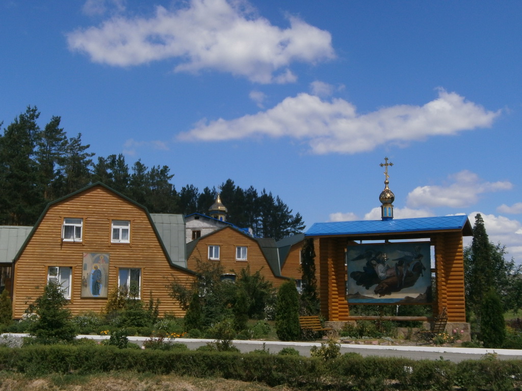 Вихованці Недільної школи при храмі ікони Божої Матері «Цілителька» м. Бердичева відвідали монастирі в урочищі Кип’ячому