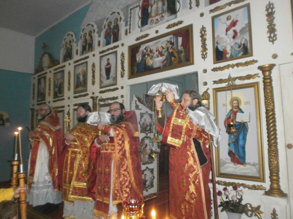 Храм Святої великомучениці Параскеви с. Великих Низгірців зустрів своє престольне свято