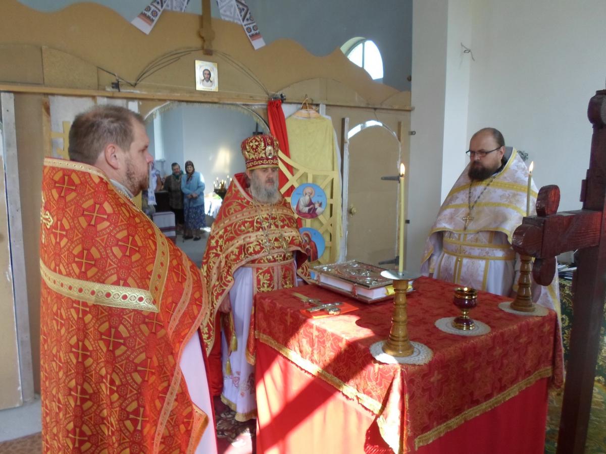 Святкова літургія у Свято-Миколаївському храмі села Строкова!