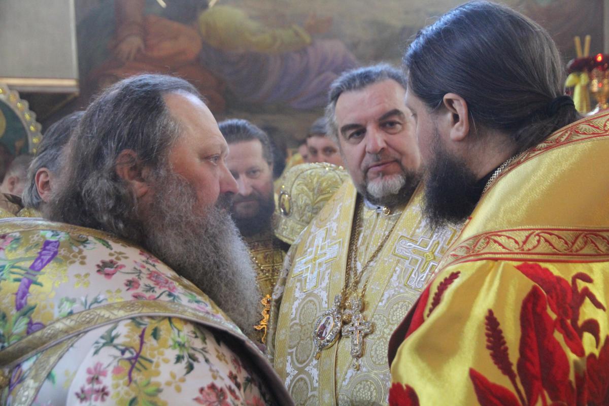 Архієпископ Никодим молитовно відзначив День свого народження!