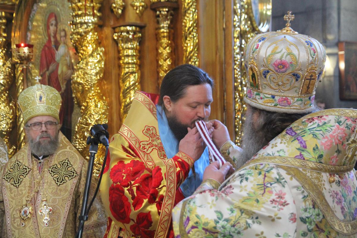 Архієпископ Никодим молитовно відзначив День свого народження!