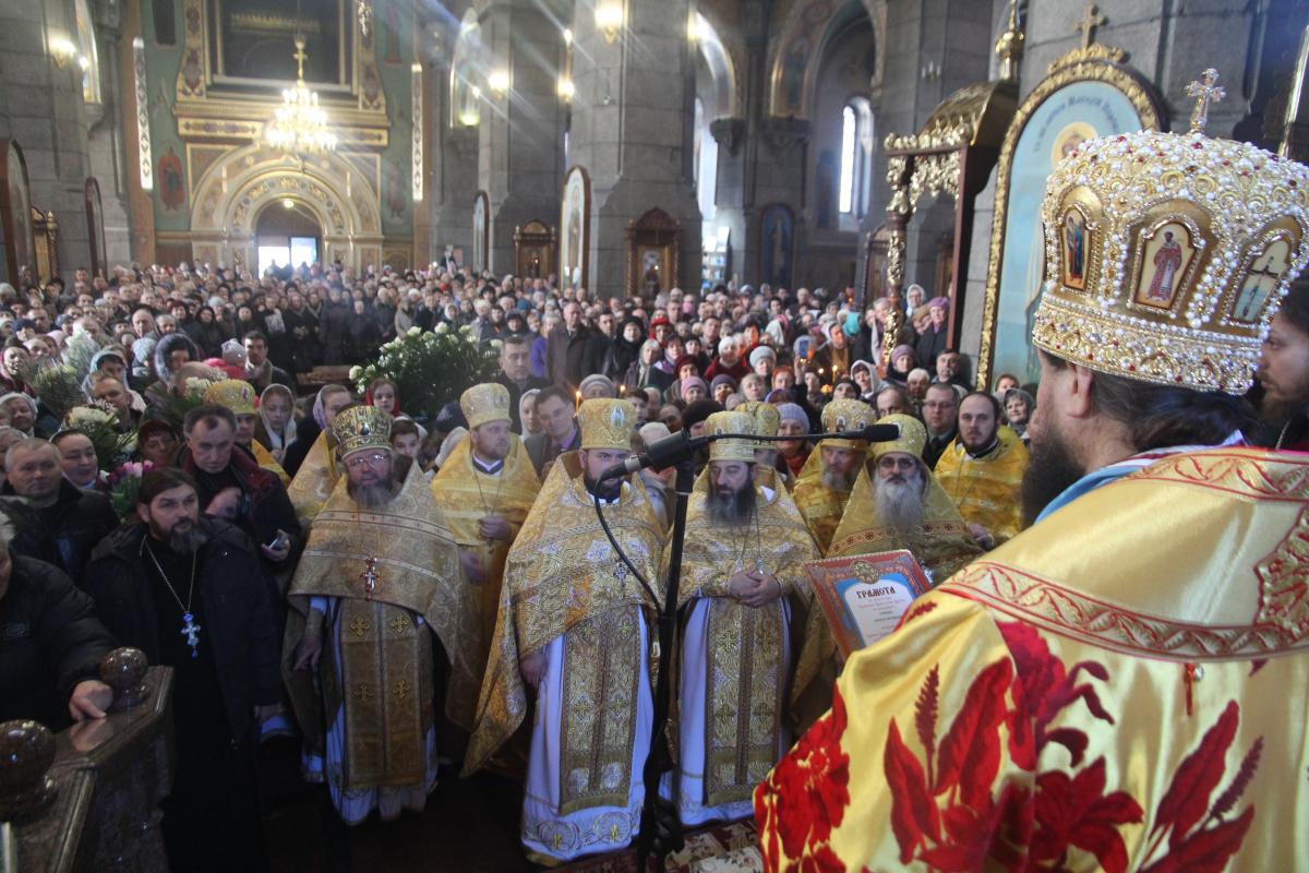 Архієпископ Никодим молитовно відзначив День свого народження!