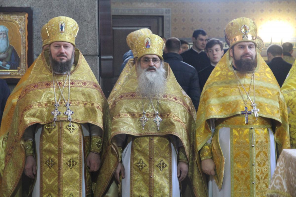 Архієпископ Никодим молитовно відзначив День свого народження!