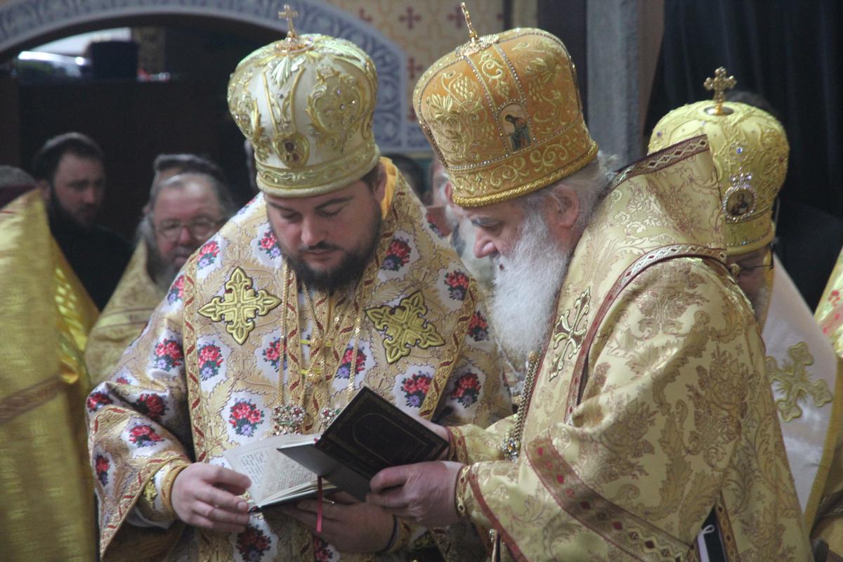 Архієпископ Никодим молитовно відзначив День свого народження!