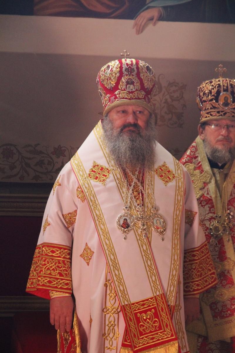 Архієпископ Никодим привітав намісника Києво-Печерської Лаври із 56-річчям!