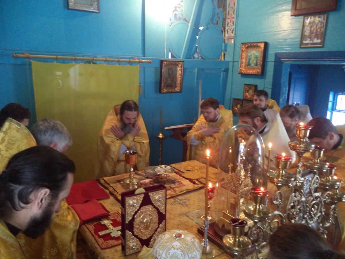 Пятидесятилетие отпраздновал настоятель Свято-Михайловского храма в селе Соколов