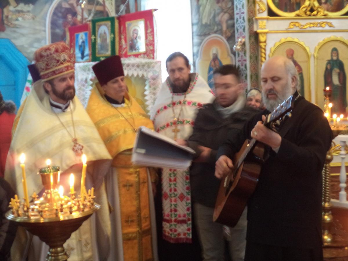 Пятидесятилетие отпраздновал настоятель Свято-Михайловского храма в селе Соколов