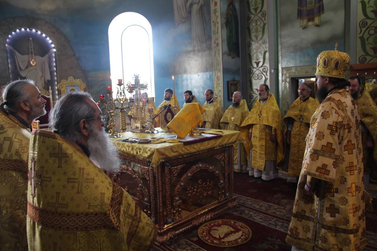 Священослужителі міста Житомира приступили до таїнства покаяння!