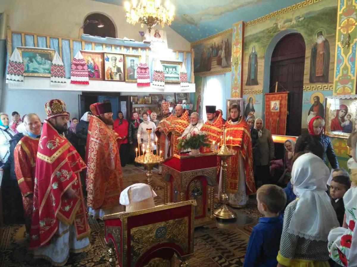 Пасхальное соборное служение духовенства Пулинского благочиния!