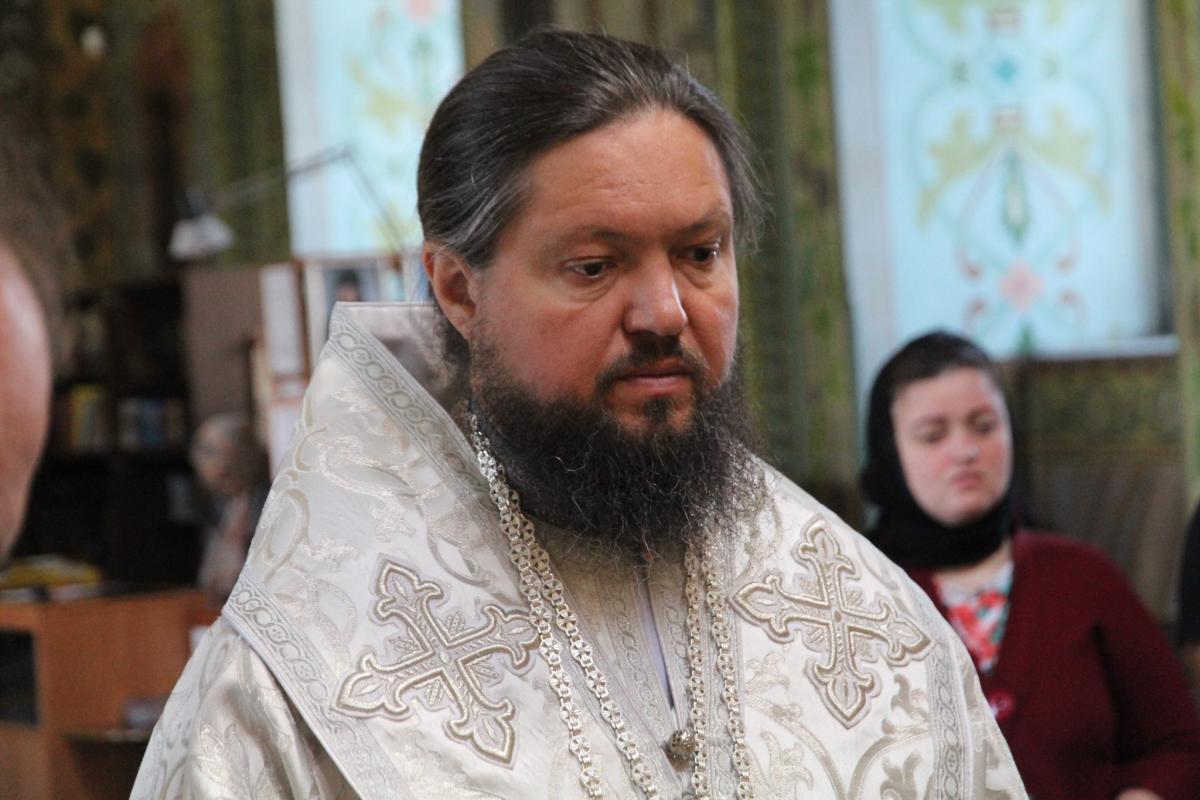 Архієпископ Никодим звершив заупокійну літургію у Свято-Успенському архієрейському соборі.
