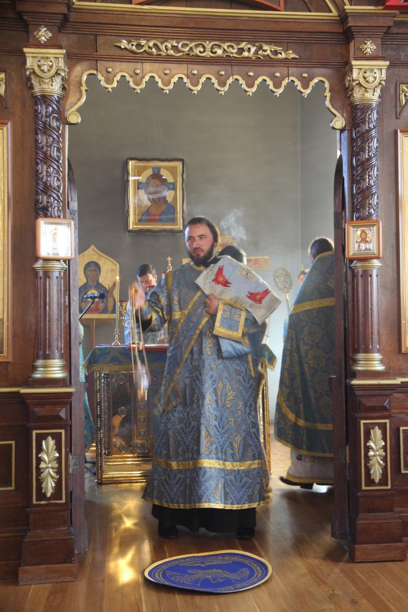 Своє престольне свято відзначив Покровський храм міста Житомира!