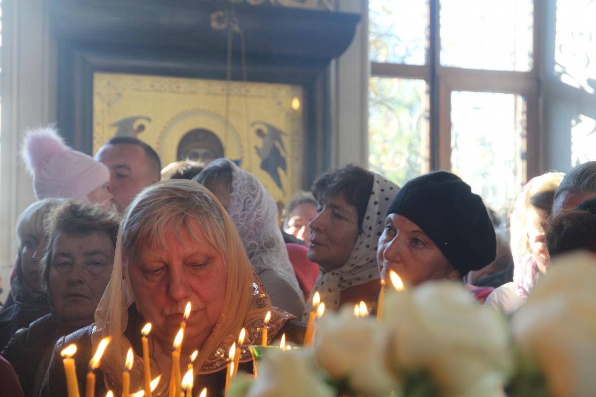 Своє престольне свято відзначив Покровський храм міста Житомира!