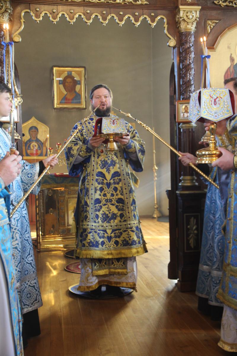 Своє престольне свято відзначив Покровський храм міста Житомира!