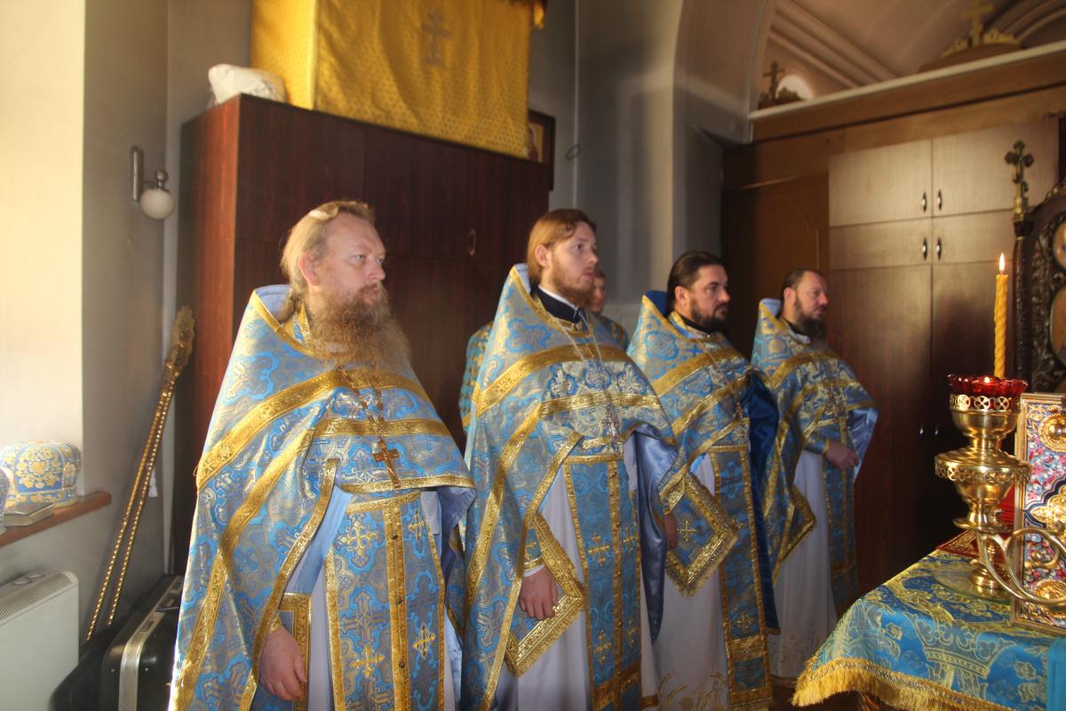 Своє престольне свято відзначив Покровський храм міста Житомира!