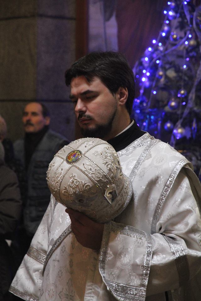 Вечірня молитва накануні свята Різдва Христового у кафедральному соборі