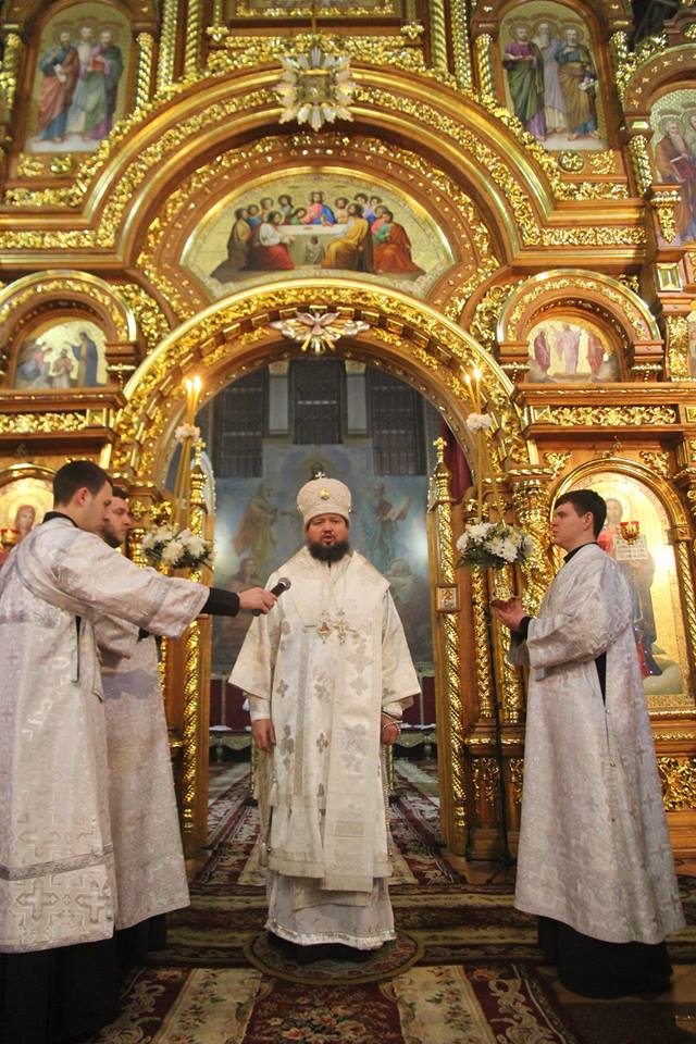 Вечірня молитва накануні свята Різдва Христового у кафедральному соборі