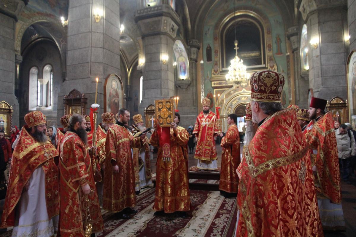 Архієпископ Никодим очолив Божественну літургію у співслужінні благочинних Житомирської єпархії!