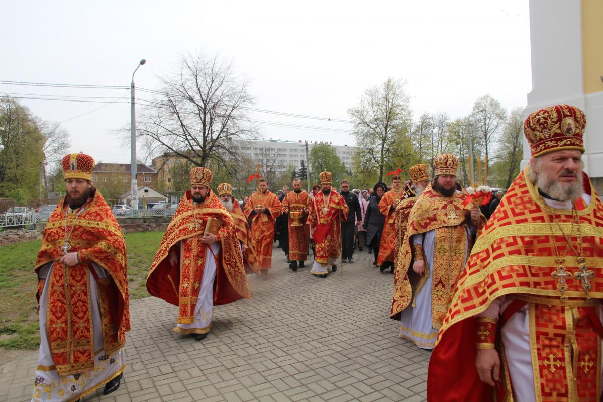 Архієпископ Никодим очолив Божественну літургію у співслужінні благочинних Житомирської єпархії!