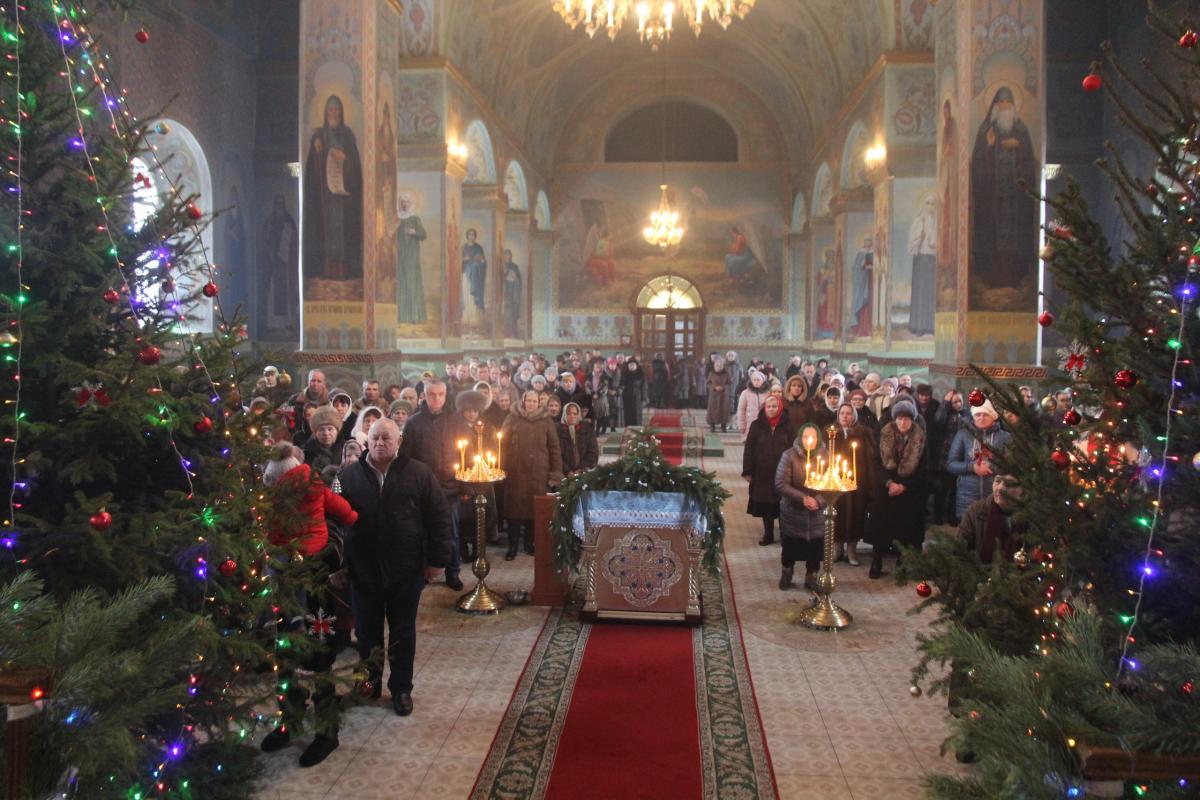 Відбувся благодійний вечір колядок у Новоград-Волинському
