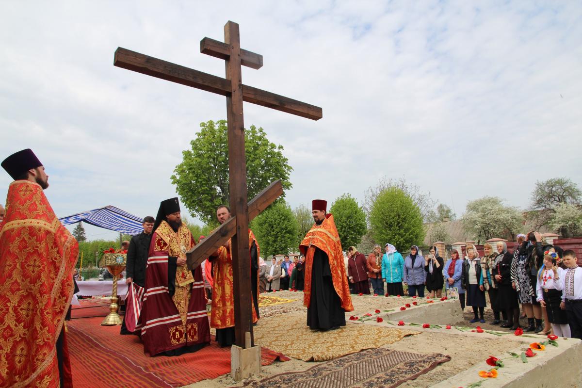 У с. Рея освячено місце під будівництво нового храму!