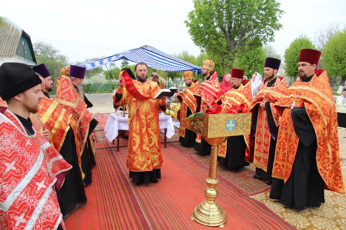 У с. Рея освячено місце під будівництво нового храму!