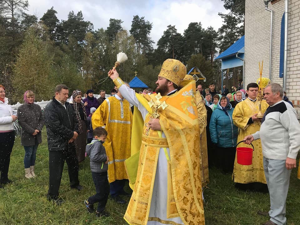 В день пам'яті апостола Іоанна Богослова митрополит Никодим очолив Престольне святування у Кам'яному Броді!