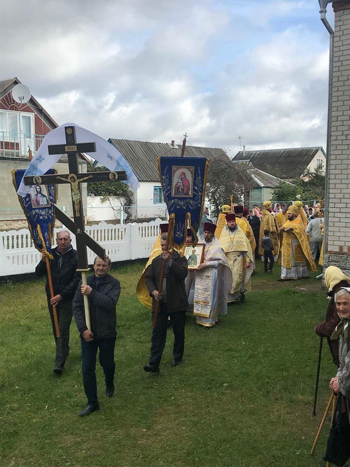 В день пам'яті апостола Іоанна Богослова митрополит Никодим очолив Престольне святування у Кам'яному Броді!