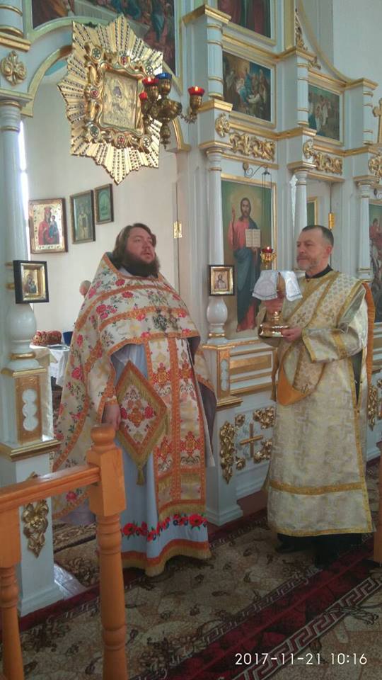 Святый Архистратиже Божий Михаиле,моли Бога о нас.