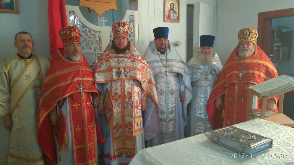 Святый Архистратиже Божий Михаиле,моли Бога о нас.