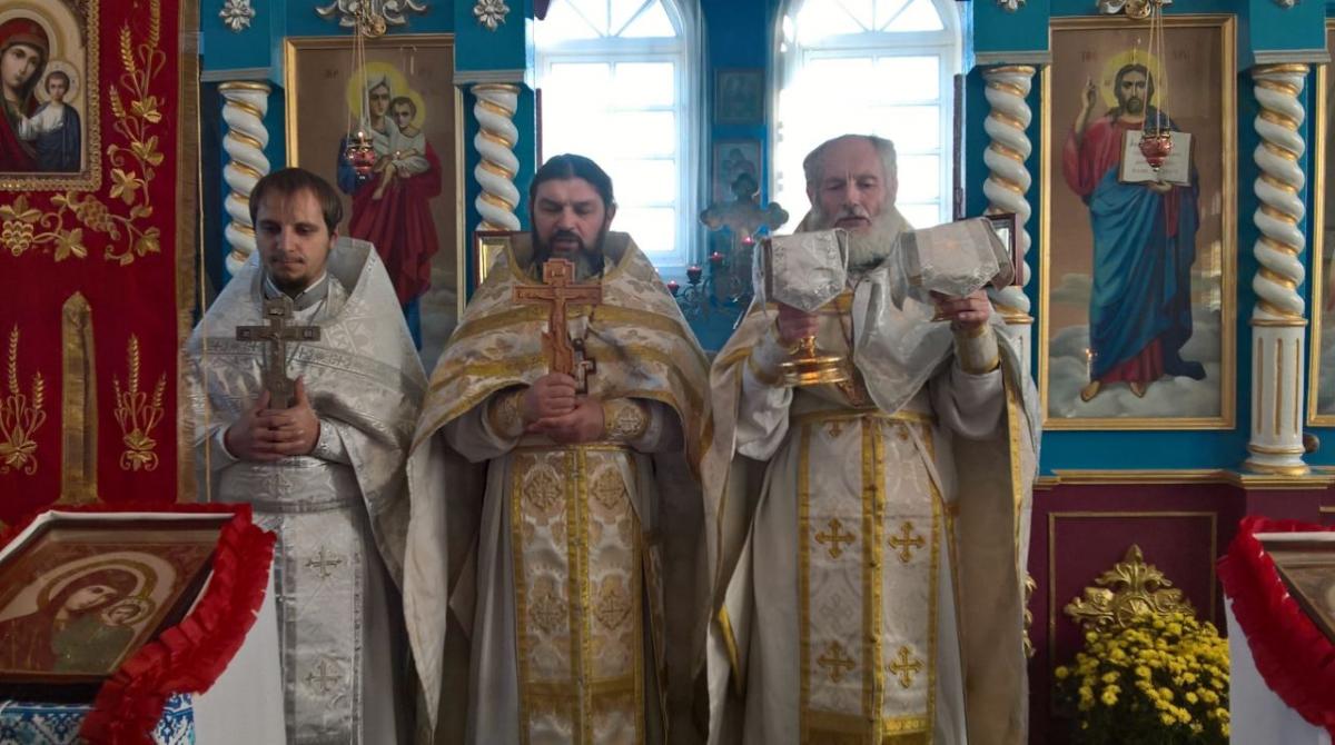 Свято Собору Архістратига Божого Михаїла та всіх Небесних Сил безплотних у Ружинському благочинні.