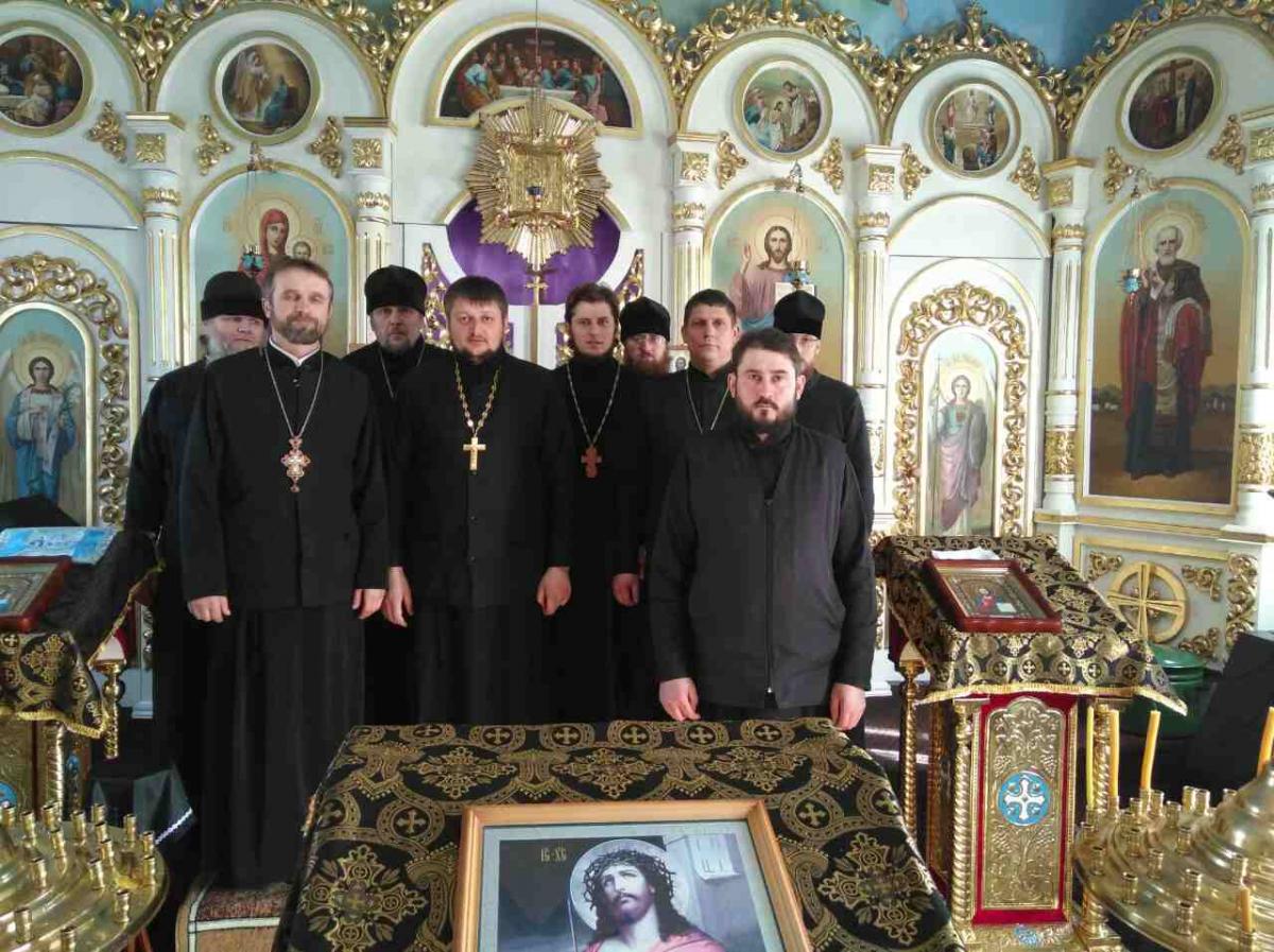 Соборное служение духовенства Пулинского района