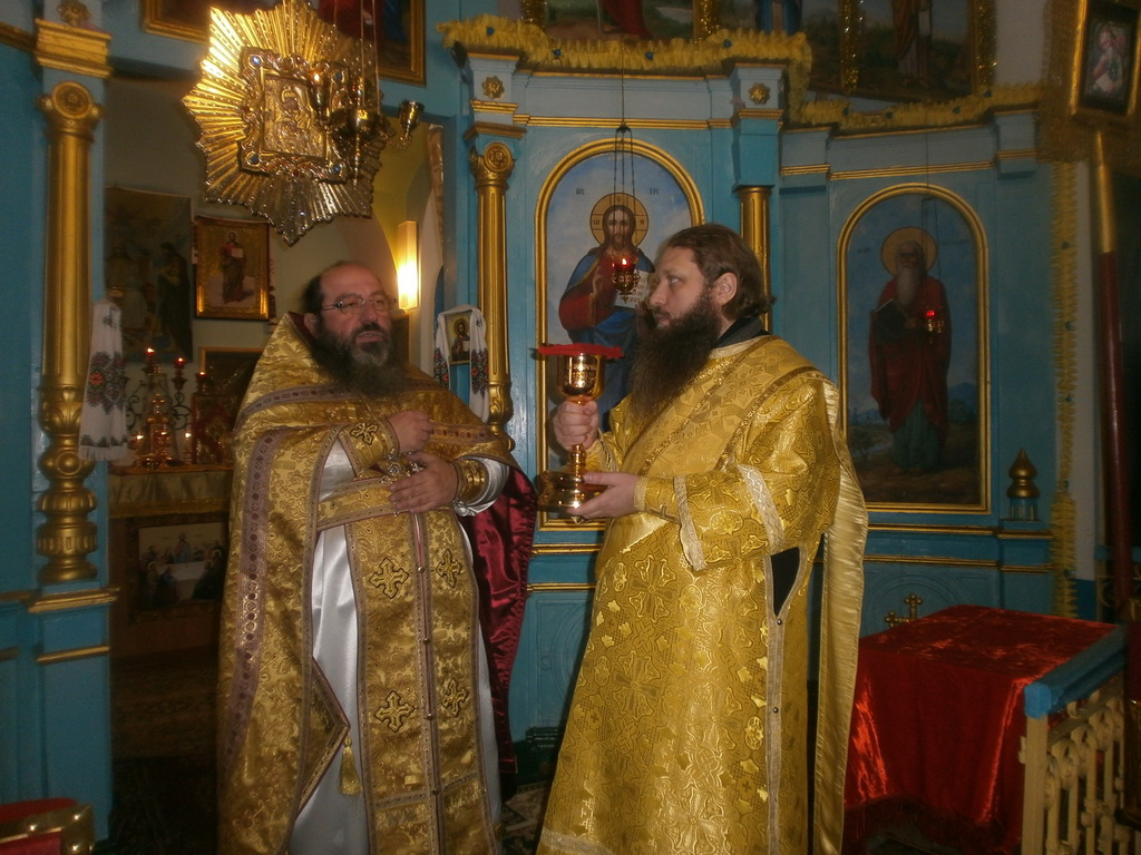За Божественною Літургією парафіяни Свято-Іоанно-Богословського храму с. Скраглівки молилися за мир